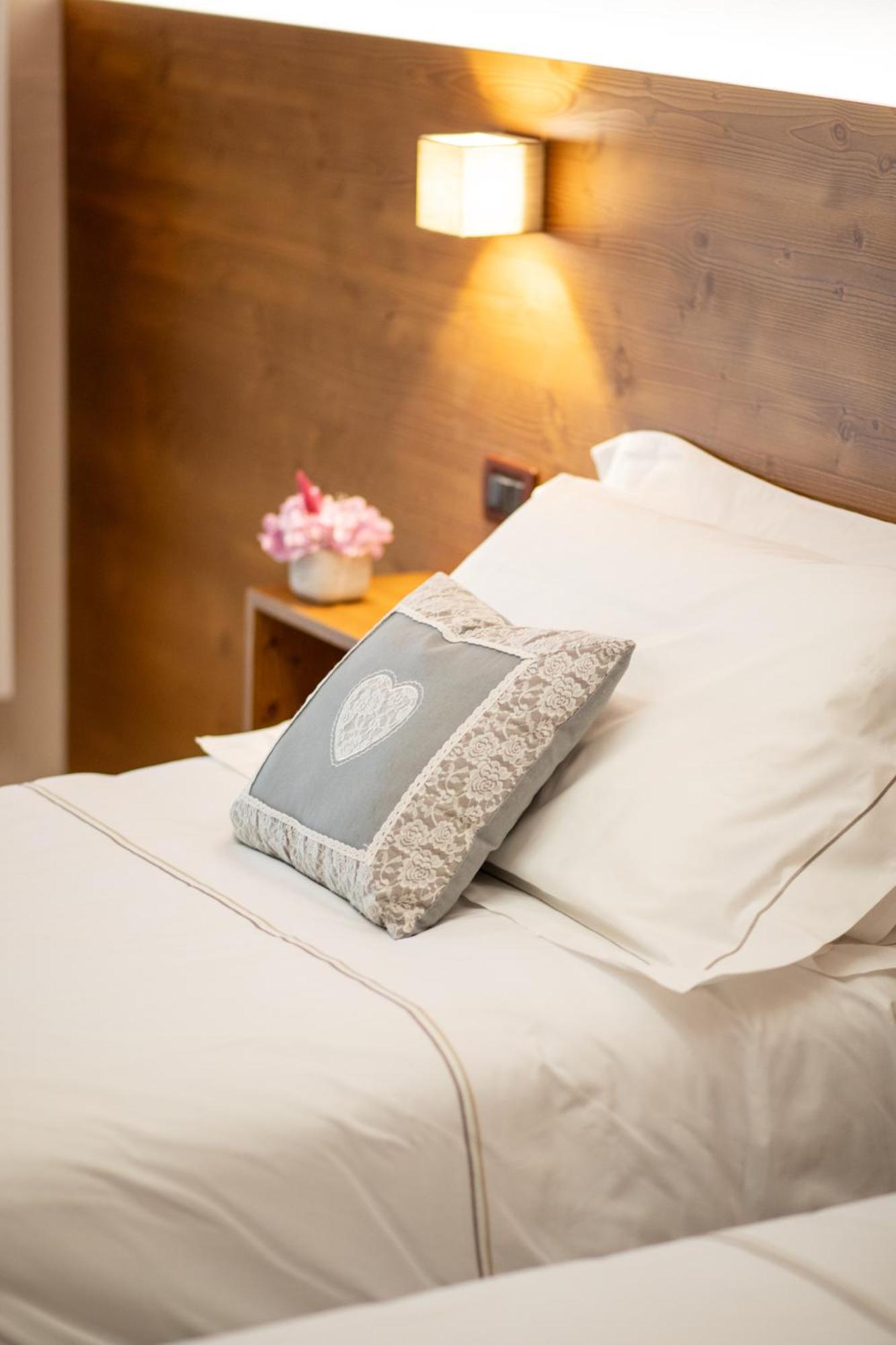 La Primula Otel Borgo San Dalmazzo Dış mekan fotoğraf
